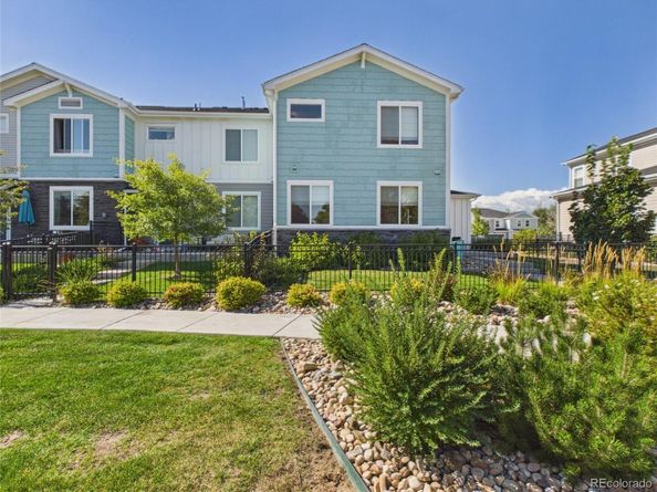 619 Stonebridge Drive, Longmont CO 80503
