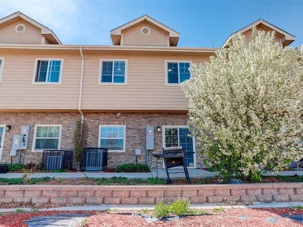 2711 N Sable Boulevard, Aurora CO 80011