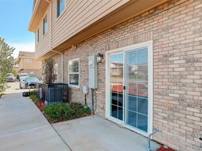 2711 N Sable Boulevard, Aurora CO 80011