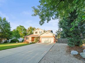 720 Emerald Lane, Lakewood CO 80214