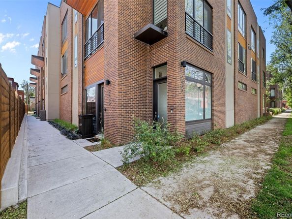2438 N Washington Street, Denver CO 80205