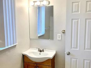 Undisclosed Address #8845054, Aurora CO 80010