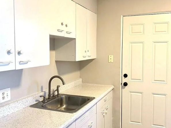 Undisclosed Address #8845054, Aurora CO 80010