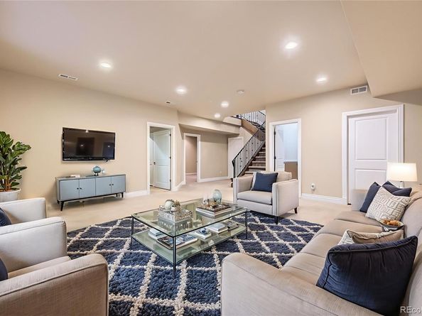 940 Kearney Street, Denver CO 80220