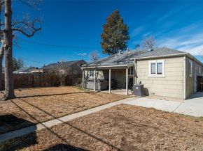 820 Newark Street, Aurora CO 80010