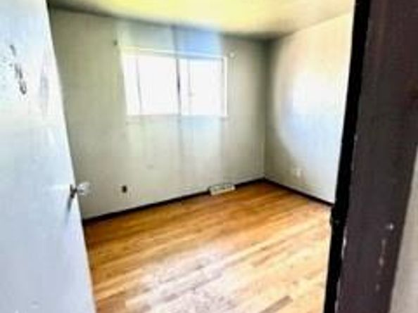 8384 Mitze Way, Denver CO 80221