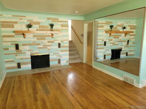 2241 Oakland Street, Aurora CO 80010