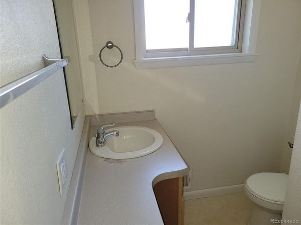 2241 Oakland Street, Aurora CO 80010