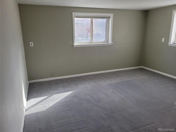 2241 Oakland Street, Aurora CO 80010