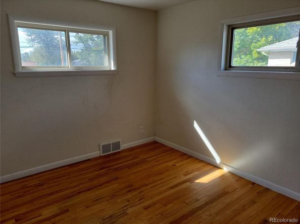 2241 Oakland Street, Aurora CO 80010