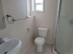2241 Oakland Street, Aurora CO 80010