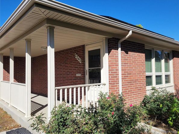 2241 Oakland Street, Aurora CO 80010