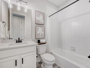 20970 E Quincy Drive, Aurora CO 80015