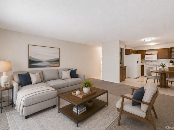 665 S Alton Way 8A, Denver CO 80247