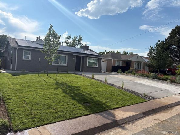 1749 Macon Street, Aurora CO 80010