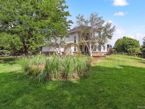 2240 Summitview Drive, Longmont CO 80504