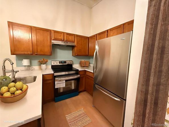 972 S Dearborn Way 17, Aurora CO 80012