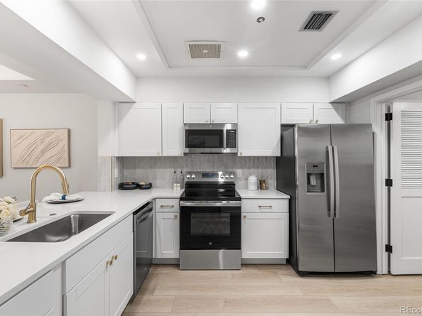 1900 E Girard Place 201, Englewood CO 80113