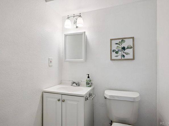 3855 S Monaco Street 176, Denver CO 80237