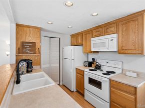 2003 S Helena Street D, Aurora CO 80013