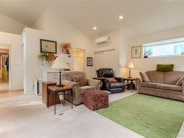 3262 S Clermont Street, Denver CO 80222