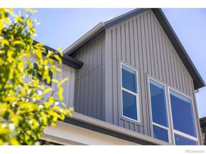 5687 Cottontail Drive, Longmont CO 80503