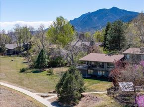 300 Oakwood Place, Boulder CO 80304