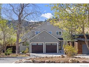 300 Oakwood Place, Boulder CO 80304