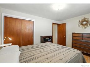 16 Merideth Lane, Longmont CO 80501