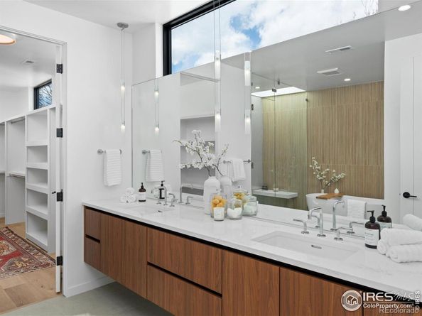 735 S Elizabeth Street, Denver CO 80209
