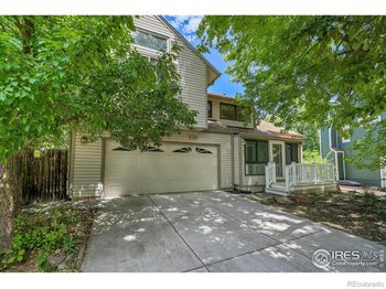 988 Cleveland Court