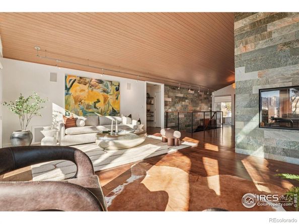 1440 Moss Rock Place, Boulder CO 80304