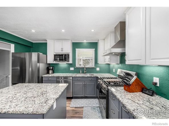 2650 S Vaughn Way D, Aurora CO 80014