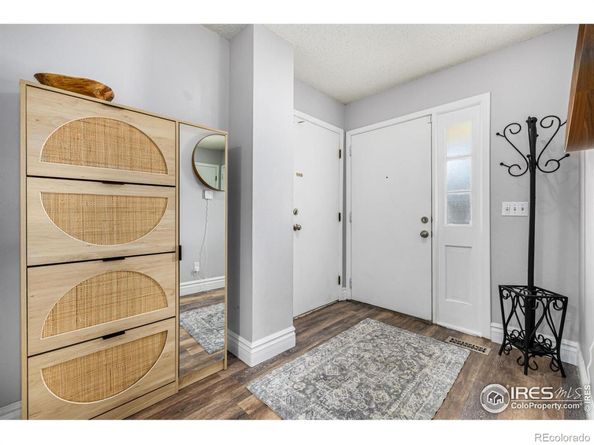 2650 S Vaughn Way D, Aurora CO 80014
