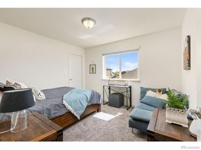 1324 Country Court, Longmont CO 80501