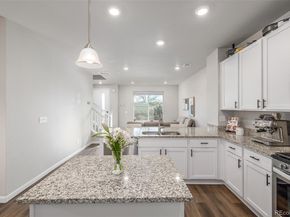 Undisclosed Address #3078781, Aurora CO 80015