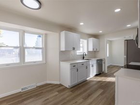 7492 S Marion Street, Centennial CO 80122