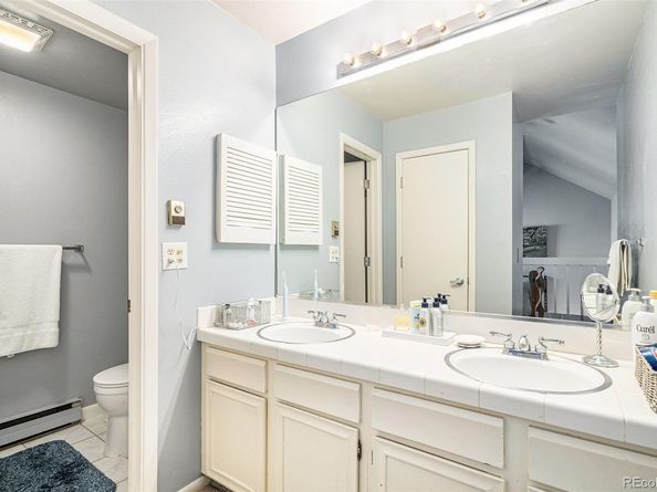 2490 S Worchester Court E, Aurora CO 80014
