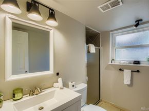 5812 Queen Street, Arvada CO 80004