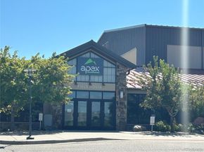 5812 Queen Street, Arvada CO 80004