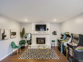 5812 Queen Street, Arvada CO 80004