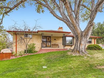3906 Hoyt Court