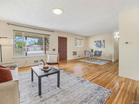 6925 W Colorado Drive, Lakewood CO 80232