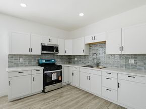 8825 D Street, Oakland CA 94621