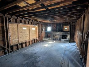 4851 Walnut Street, Oakland CA 94619