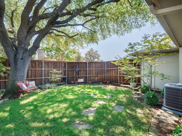428 Tall Oaks Lane, Outside California CA 75081