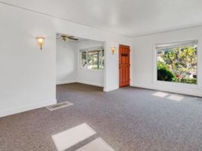 8125 Earl Street, Oakland CA 94605