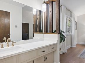 2401 Vassal DR, Austin TX 78748