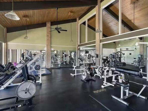585 Demarett DR, Point Venture TX 78645