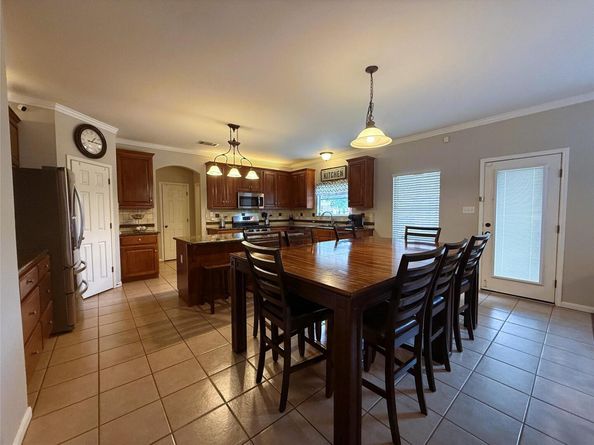 1207 Calistoga DR, Leander TX 78641